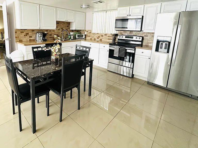 104 Mount Vernon Cir #C — Photo 8