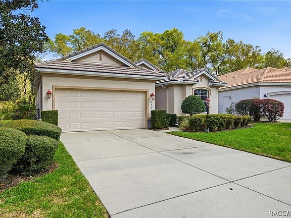 2nd image of 635 W Doerr Path