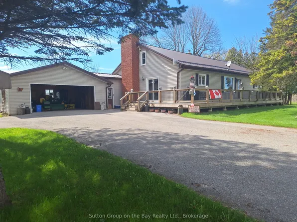 10364 County Road 10 Hwy, Clearview, ON L0M 1N0