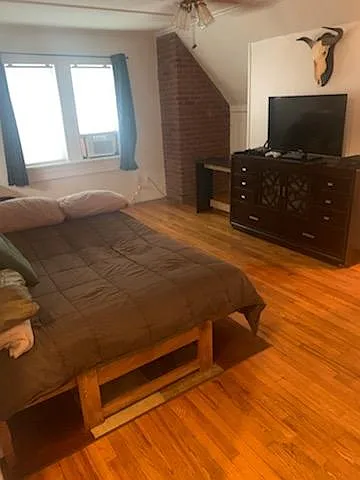 121 Caroline St #7 — Photo 2