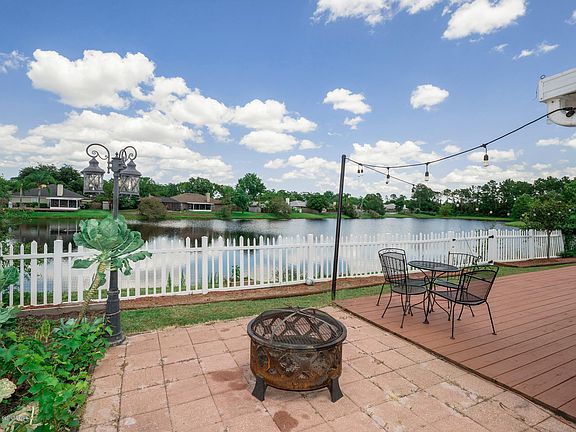 2nd image of 4561 Antler Hill Dr W