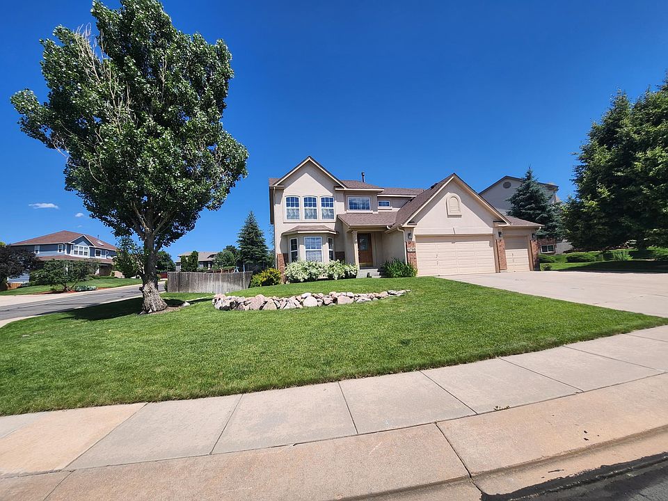 Huge corner lot at top of the neighborhood