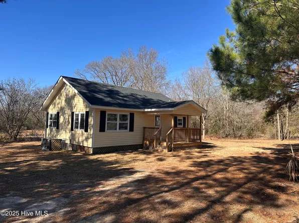 14247 Nc 130 Hwy, Maxton, NC 28364