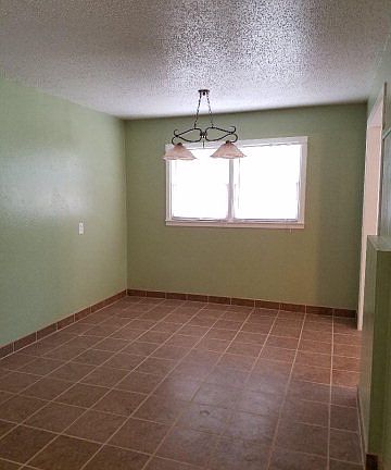 4th image of 7304 Coombs Ave
