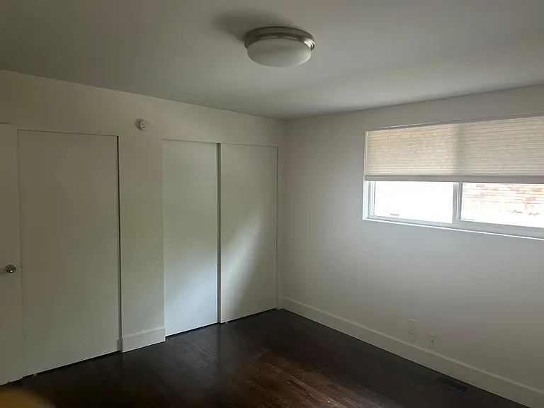 1208 E Charlton Ave — Photo 19