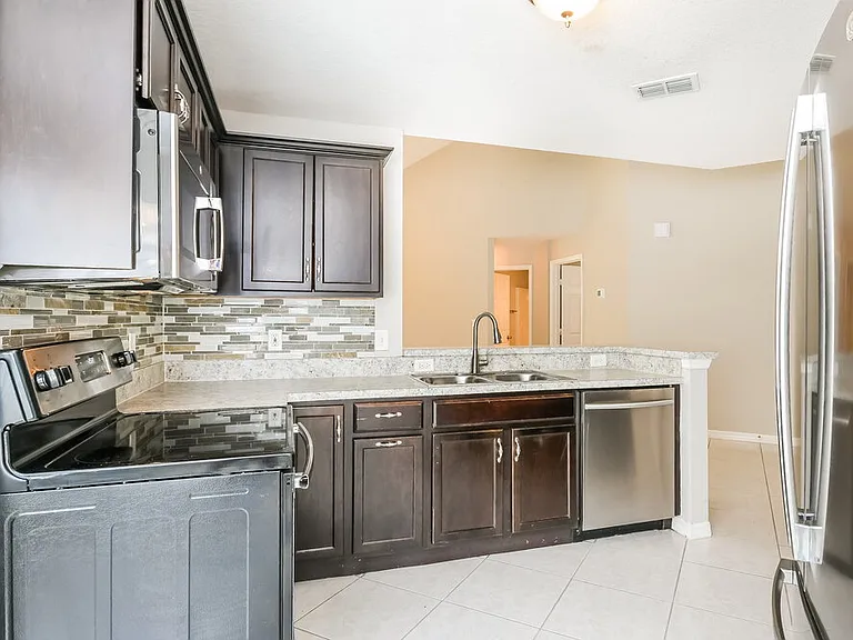 3356 Kelsey Ln — Photo 9