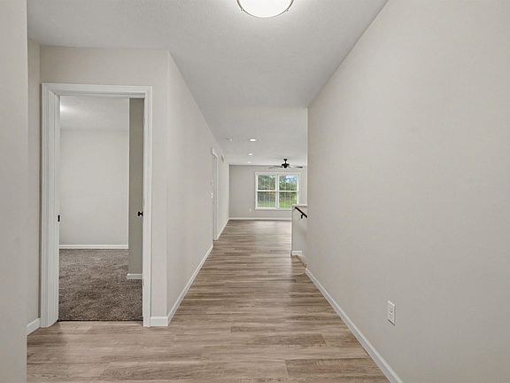 4th image of 54235 Angeline Dr