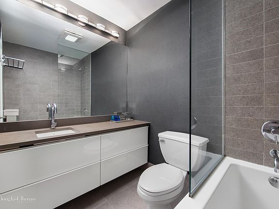 4th image of 453 W 19th St APT 5A