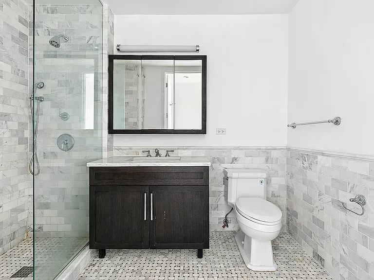 2721 44th Dr #1302 — Photo 8