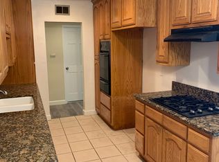 8139 6th St #A, Downey, CA 90241