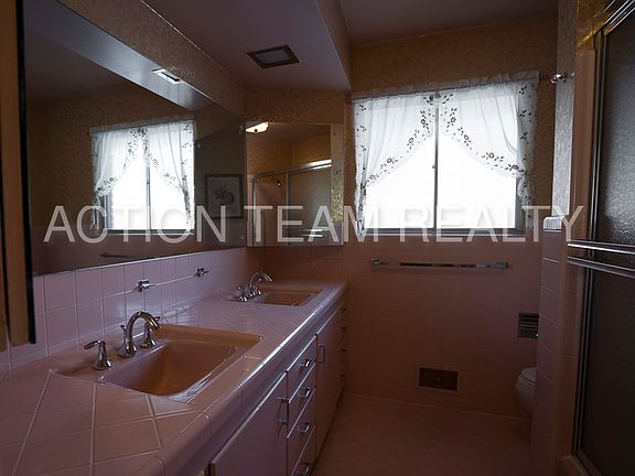 5th image of 2327 E Arnett Dr
