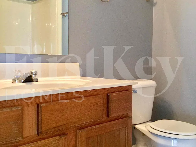 10703 Regis Ct — Photo 16