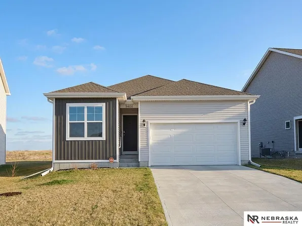 9408 Reynolds St, Omaha, NE 68122