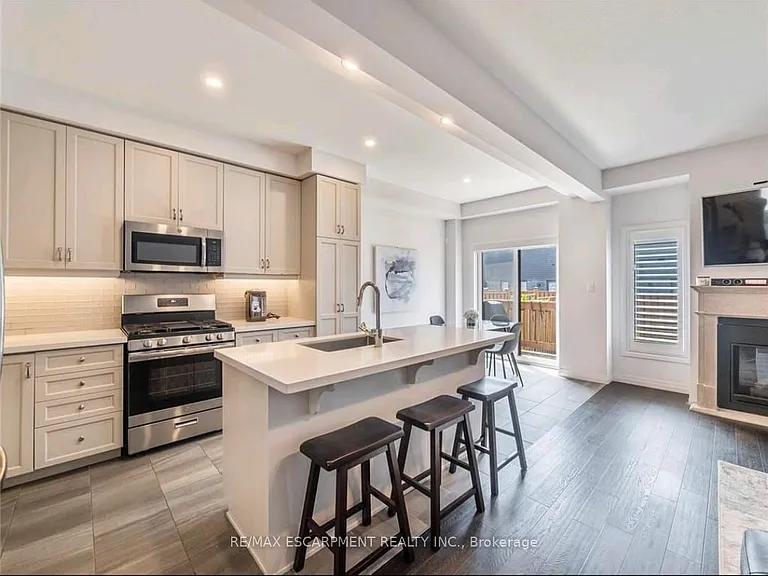 79 Greenwich Ave — Photo 9