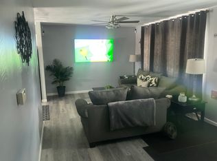 935 Woodbine Way, South Bend, IN