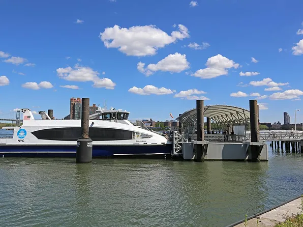 1755 York Avenue image 10 of 11