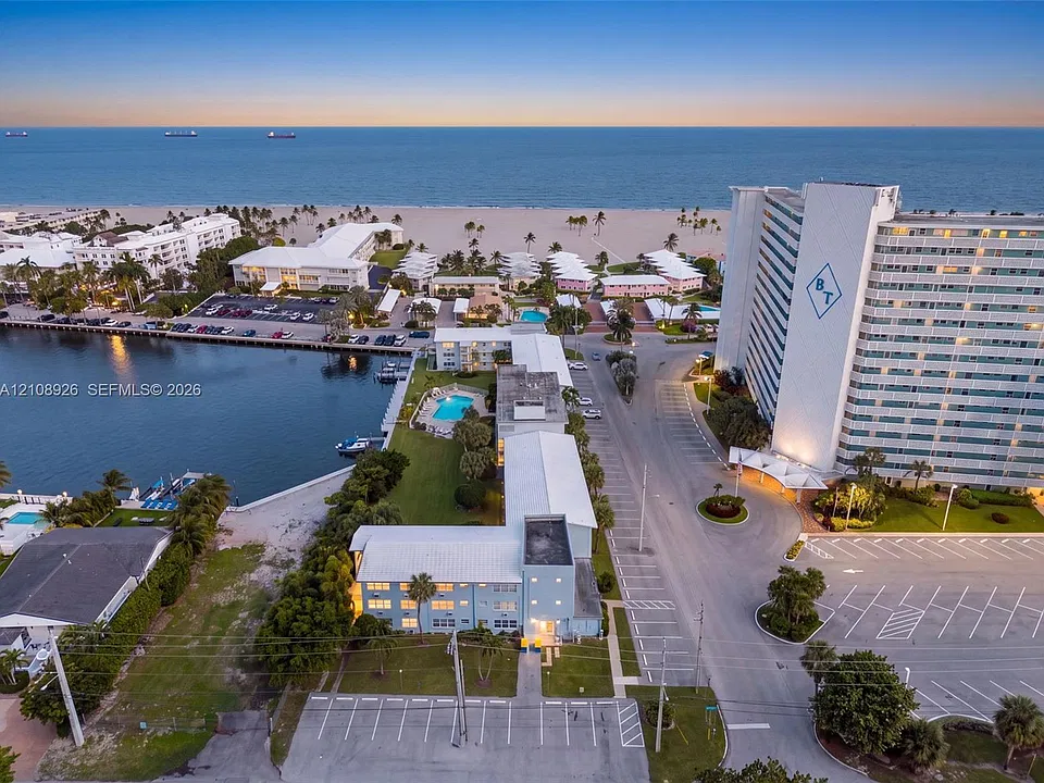 1850 S Ocean Dr #316