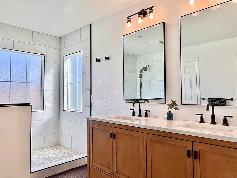Master Bath and Walk-in closet