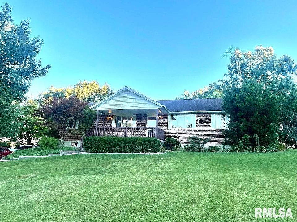 1371 Schwartz Rd, Centralia, IL 62801 Zillow