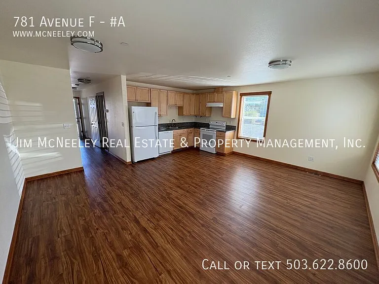 781 Avenue F #A — Photo 6
