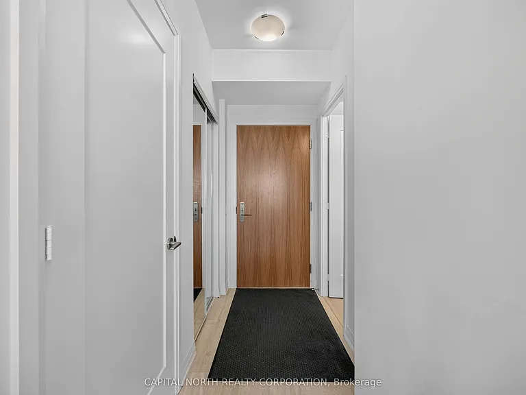 8960 Jane St #1205 — Photo 4