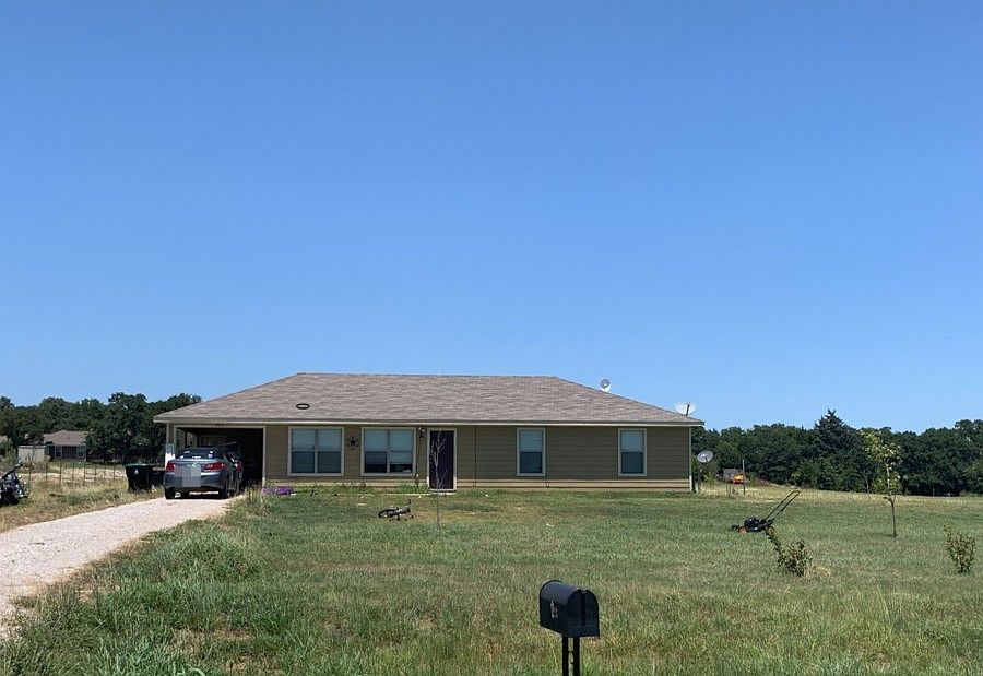 1st image of 223 Oakley Cir