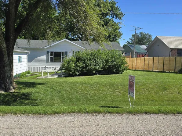 1920 W Main St, Washington, IA 52353