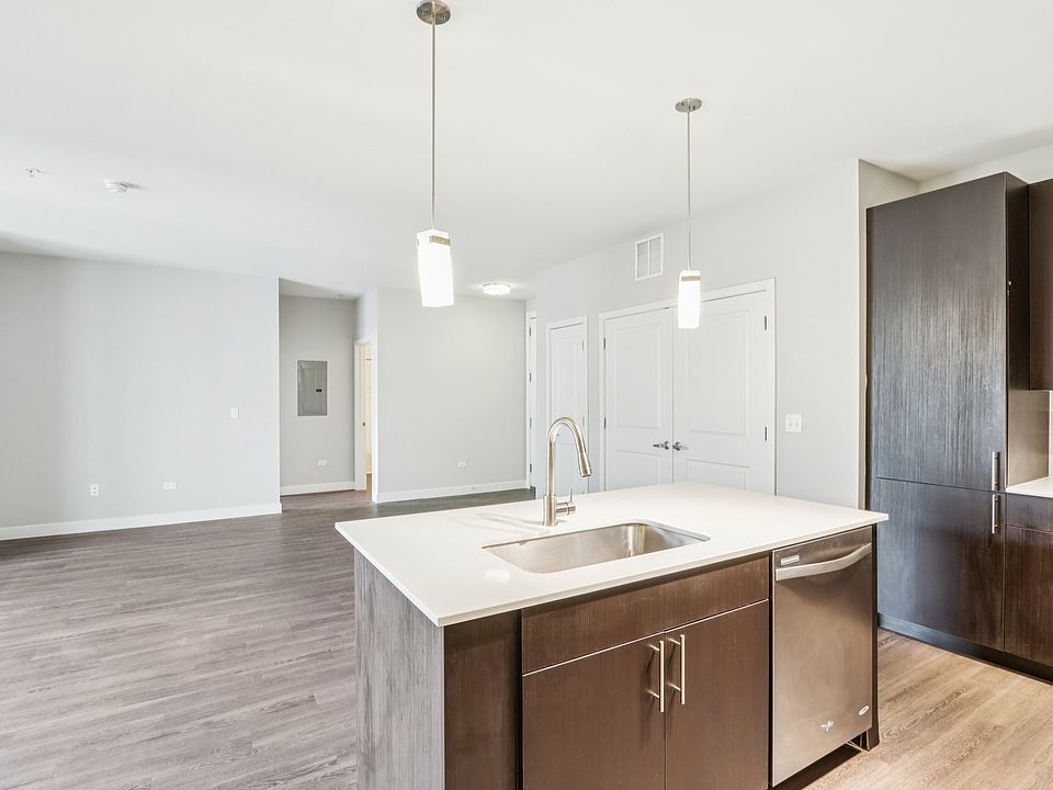 1st image of 15 Parkway North Blvd APT 228