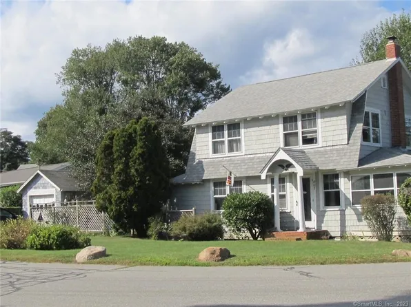 7 Bond Street, East Lyme, CT 06357