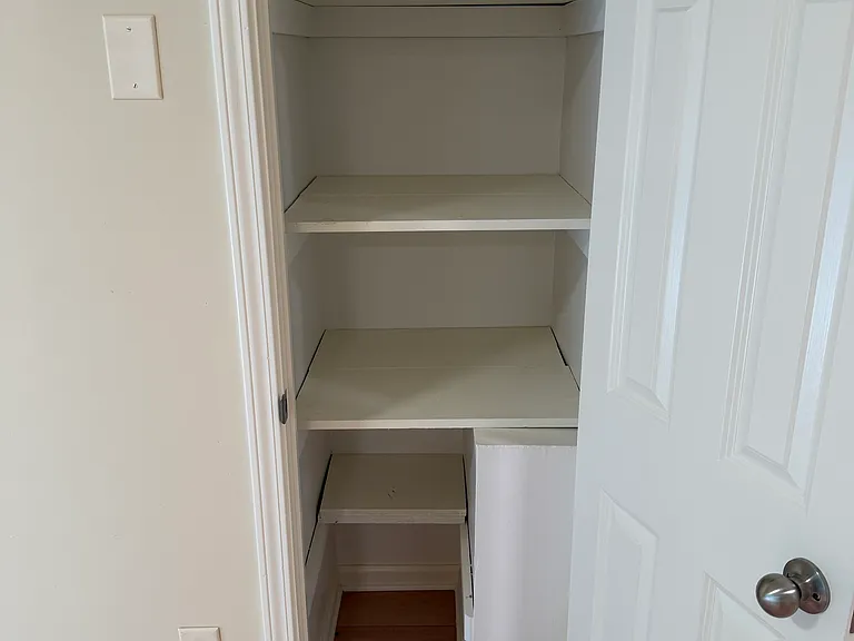 128 Willow Ct #3 — Photo 2