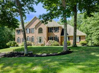 18 Settlers Rdg, Windham, NH 03087