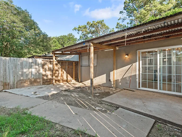 9308 Tooley Dr — Photo 23