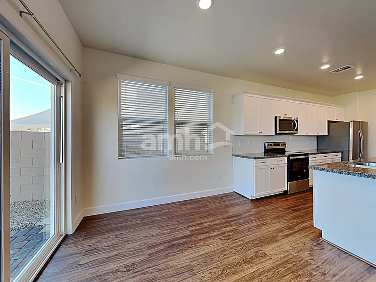4754 Tree Swing St — Photo 5