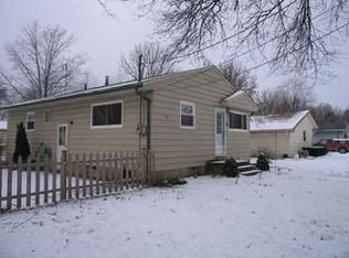 843 Abbe Rd, Elyria, OH 44035