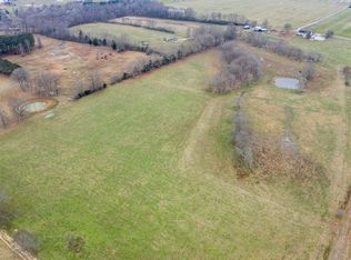 29 McMillian Rd, Fayetteville, TN 37334