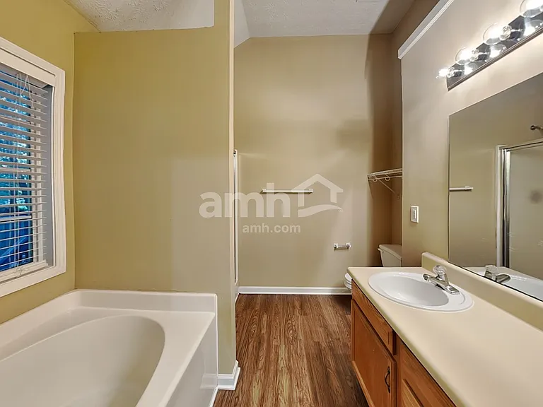 356 McMillan Rd — Photo 10