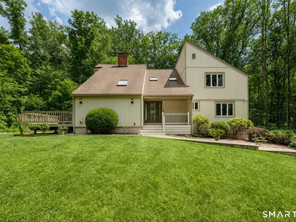 35 Katrina Circle, Bethel, CT 06801