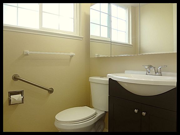 5th image of 5088 Calwa Ct