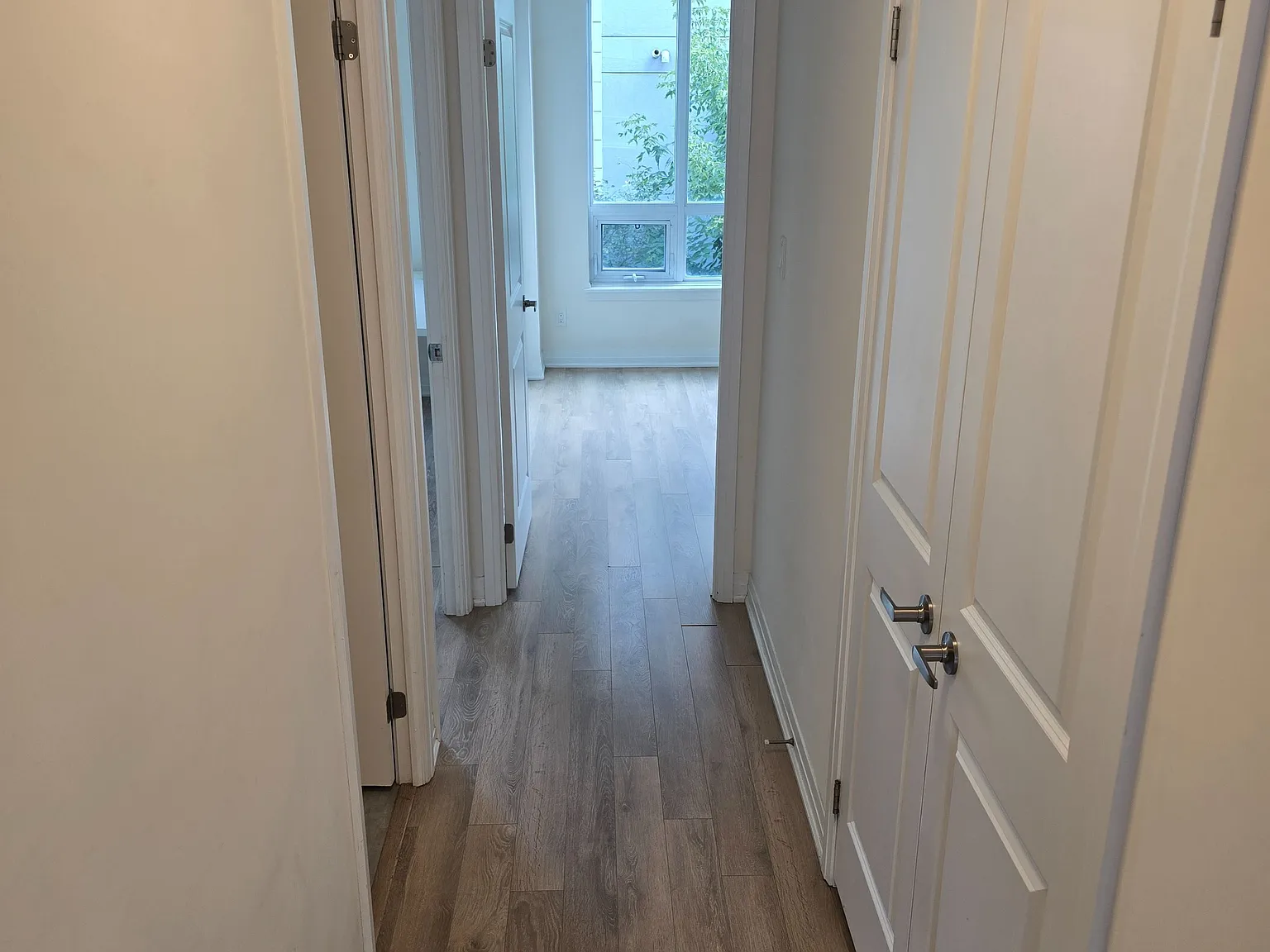 2 bed, $2,580 — Photo 4