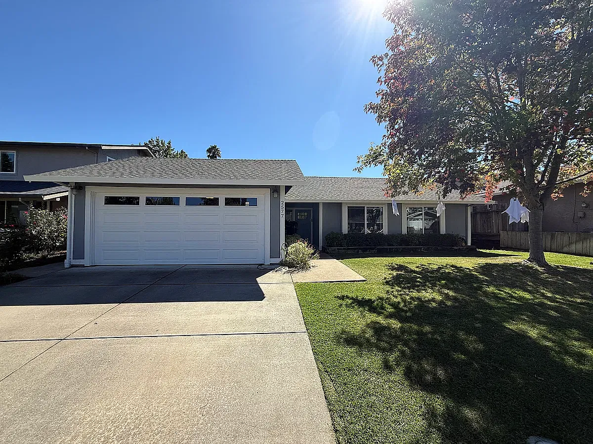 4 bed, 1334 sqft, $4,500 — Photo 2