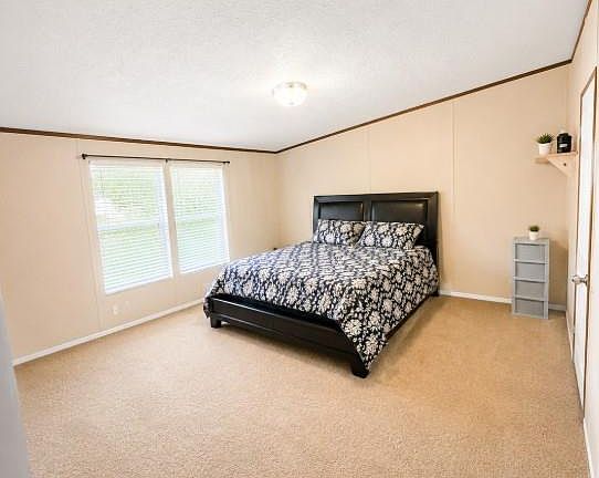 4th image of 12930 Deer Dr
