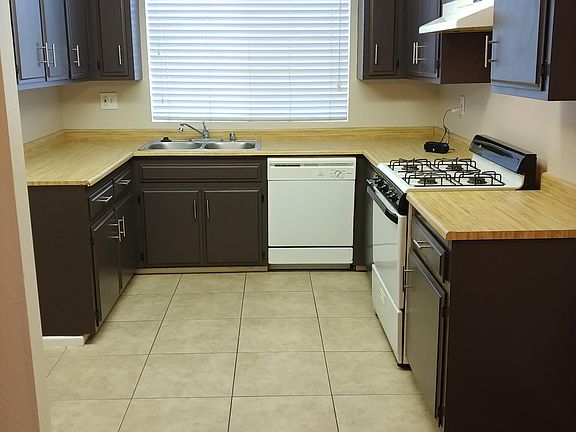 3rd image of 2233 Woodberry Ave APT A