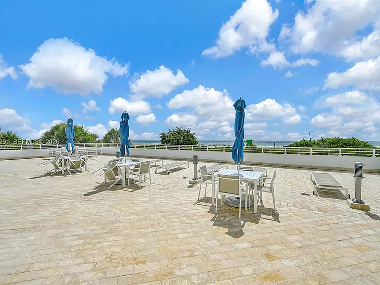 345 Ocean Dr #623 — Photo 48