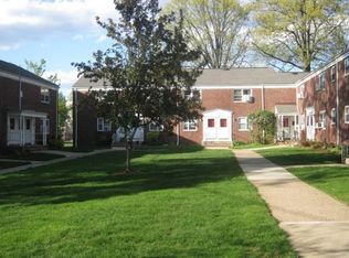 470 Maple Hill Dr APT 25, Hackensack, NJ 07601