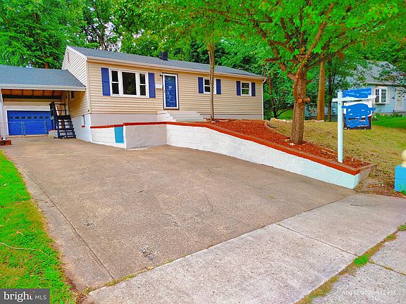 2nd image of 1326 E Longview Dr