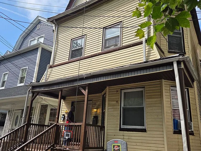 33 Springdale Ave — Photo 31