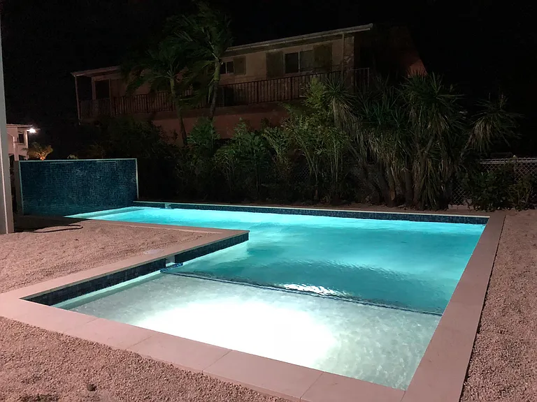 114 Oleander Cir — Photo 15