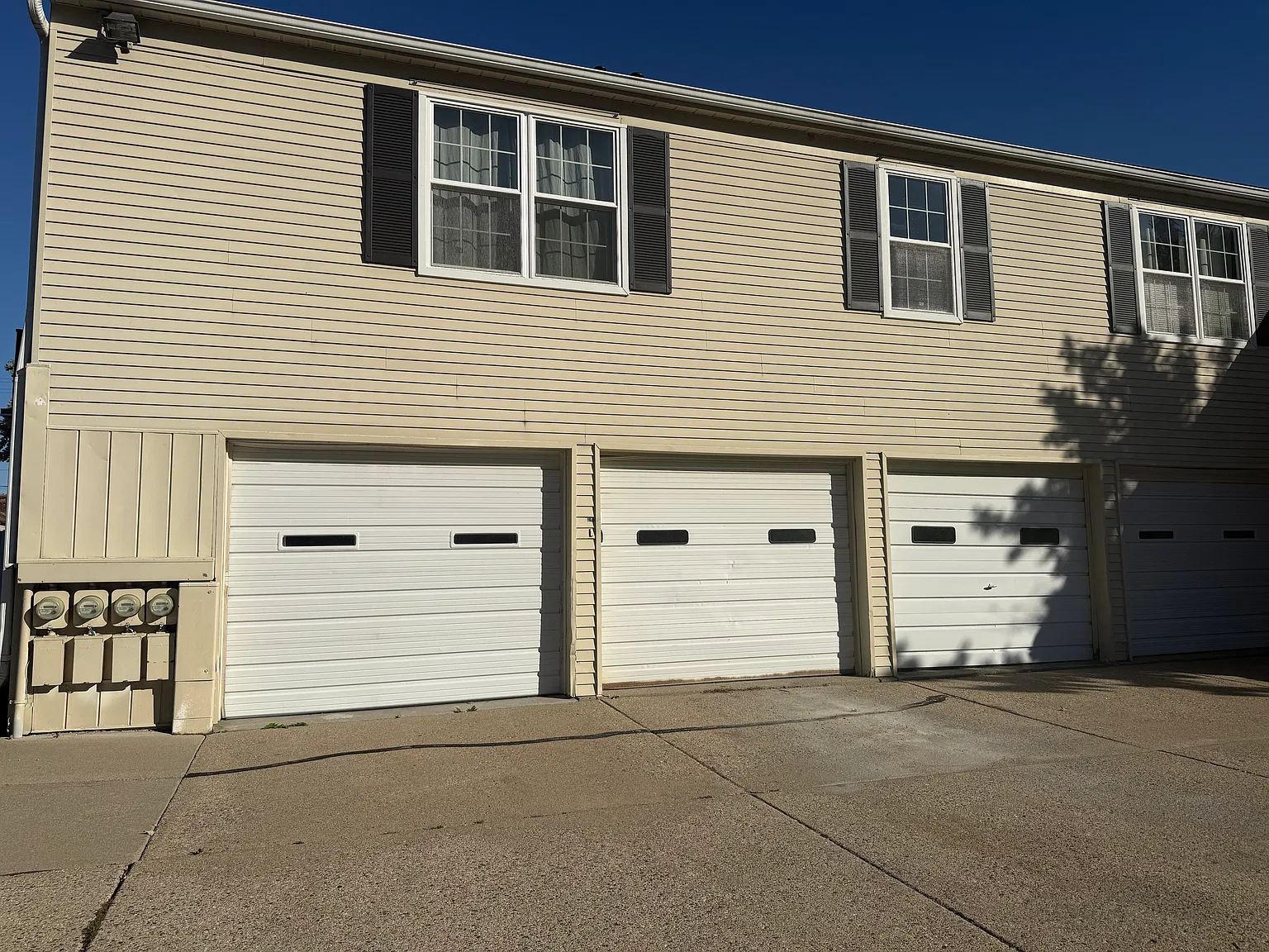 2 bed, 1.5 bath, 968 sqft, $1,550 — Photo 4