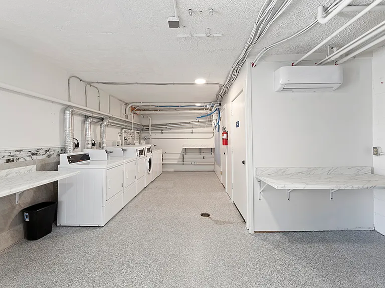 Town Center Apartments — Photo 29