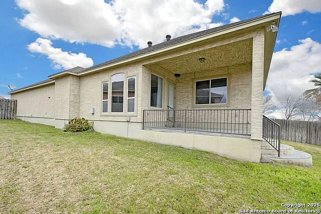 1159 Legacy Dr — Photo 37